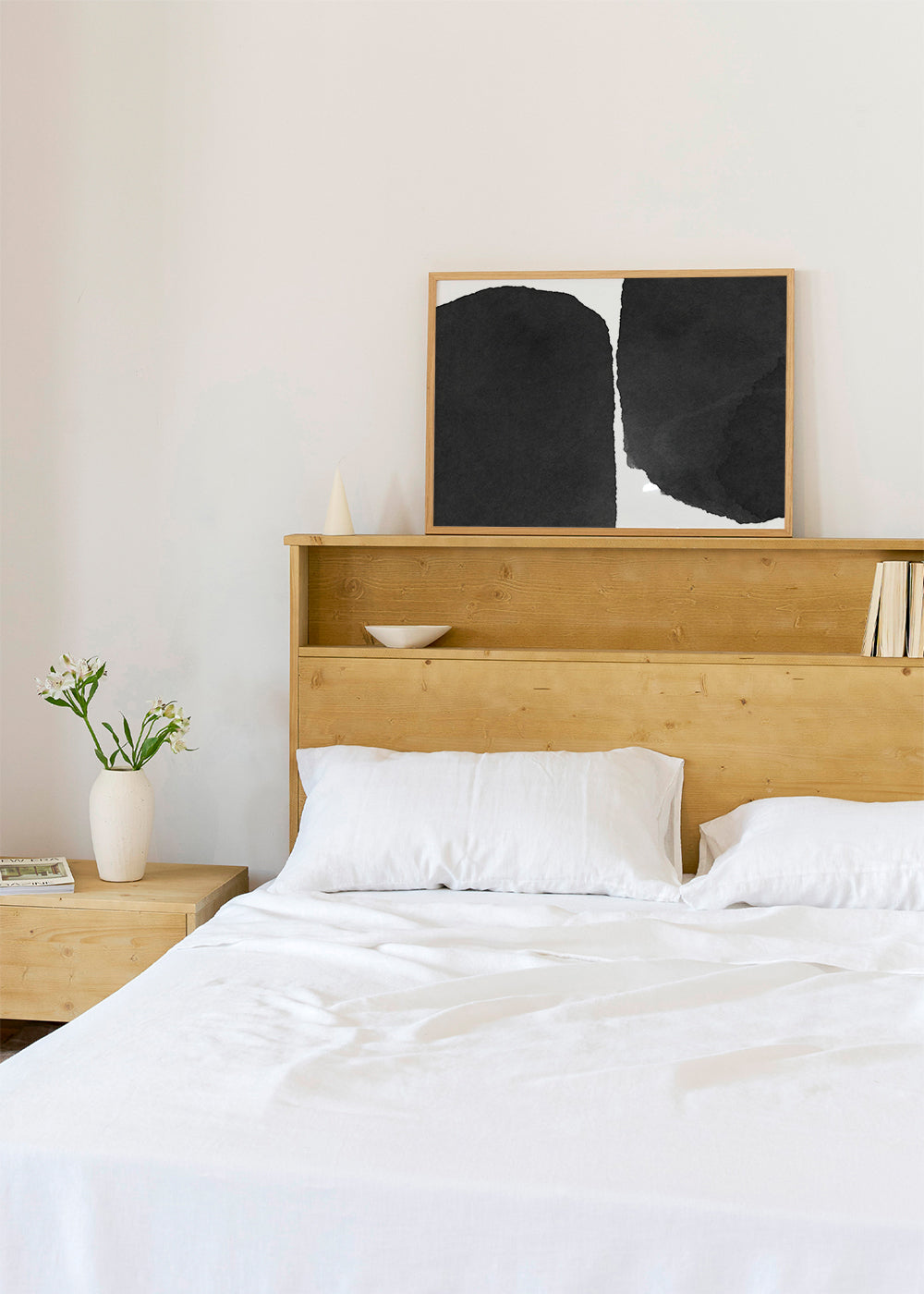 Minimal black and white abstract 01