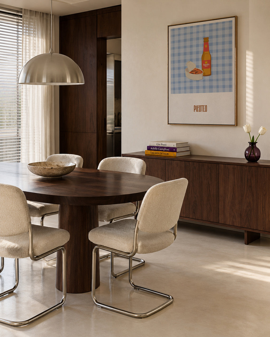 Picoteo - Framed canvas in an interior