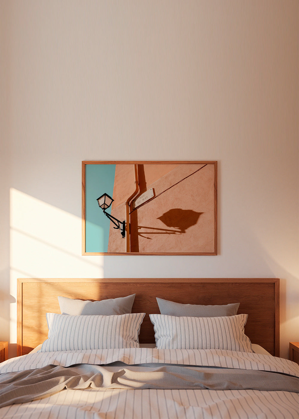 Cuadro de ciudades con farol y sombra en pared – Product2