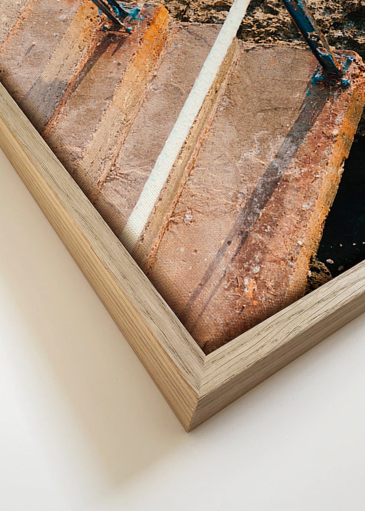 Cuadro de paisaje con escalera al mar – Canvas detail