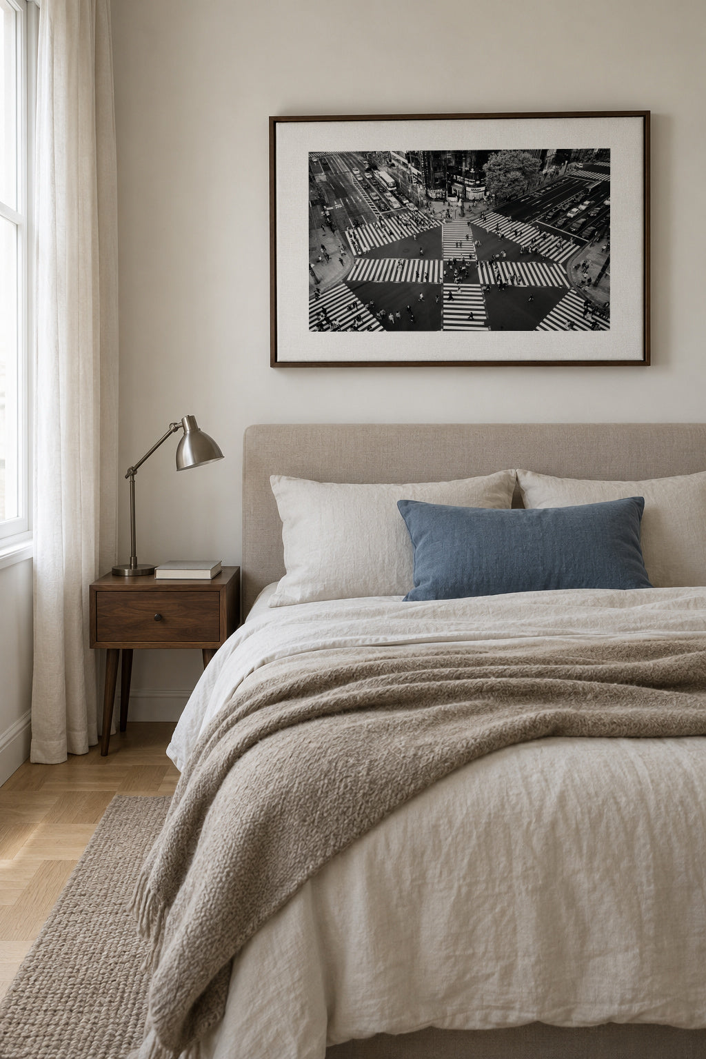 Ginza - Framed canvas in an interior