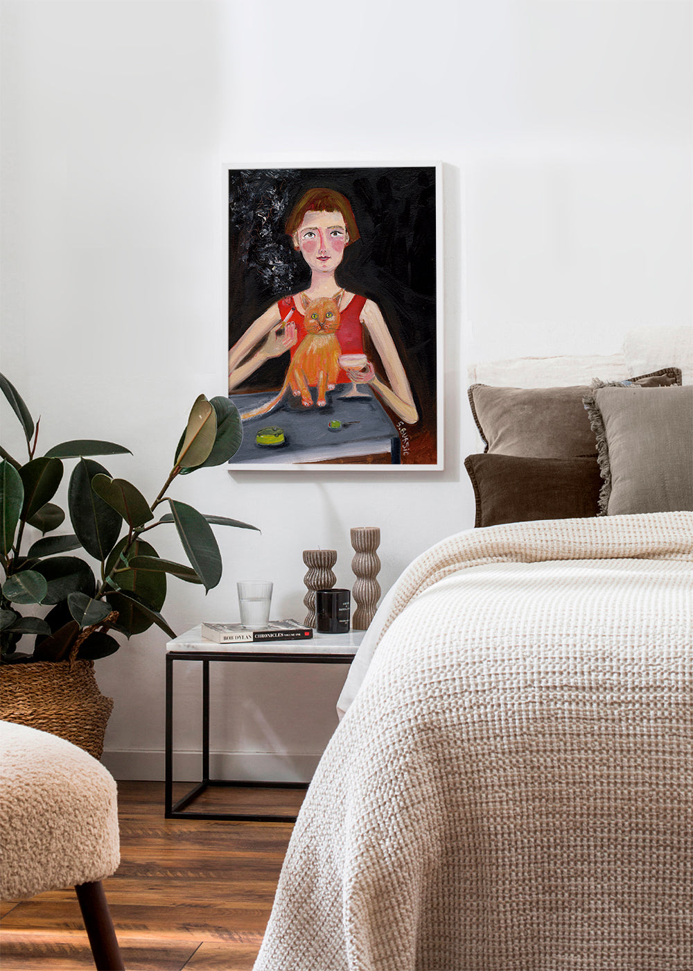 Vintage woman with cocktail and cat