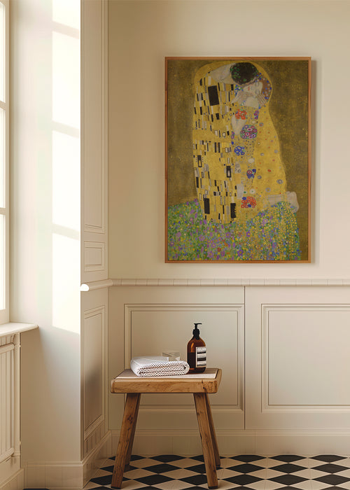 The Kiss - Gustav Klimt - Framed poster in an interior