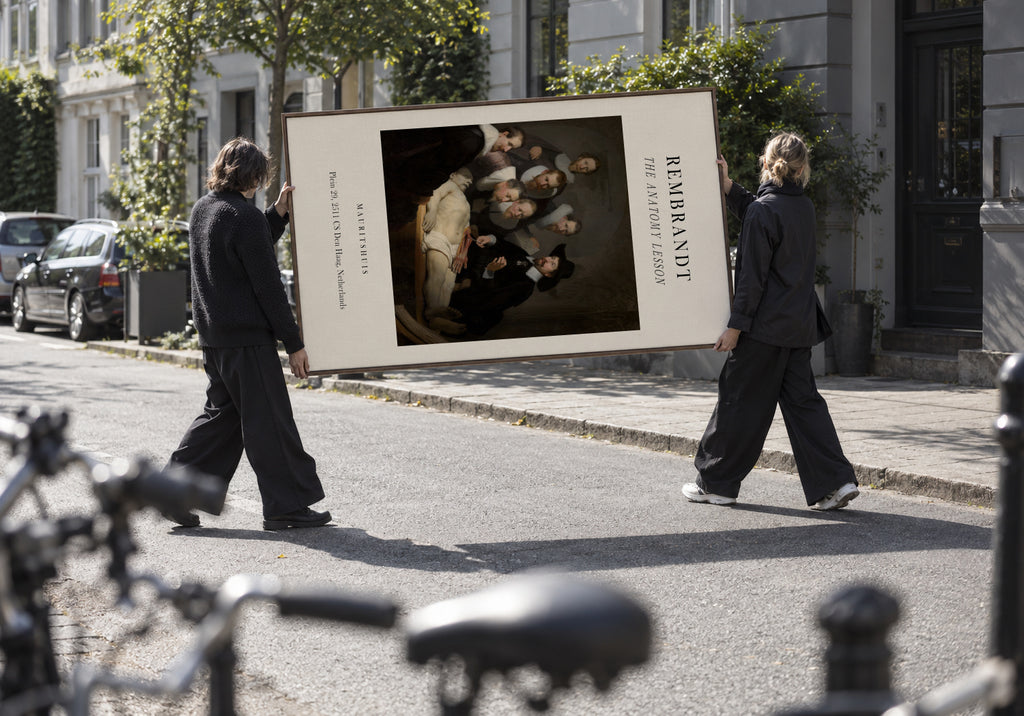 The Anatomy Lesson of Dr Nicolaes Tulp Exhibition - Rembrandt - Framed canvas in an interior