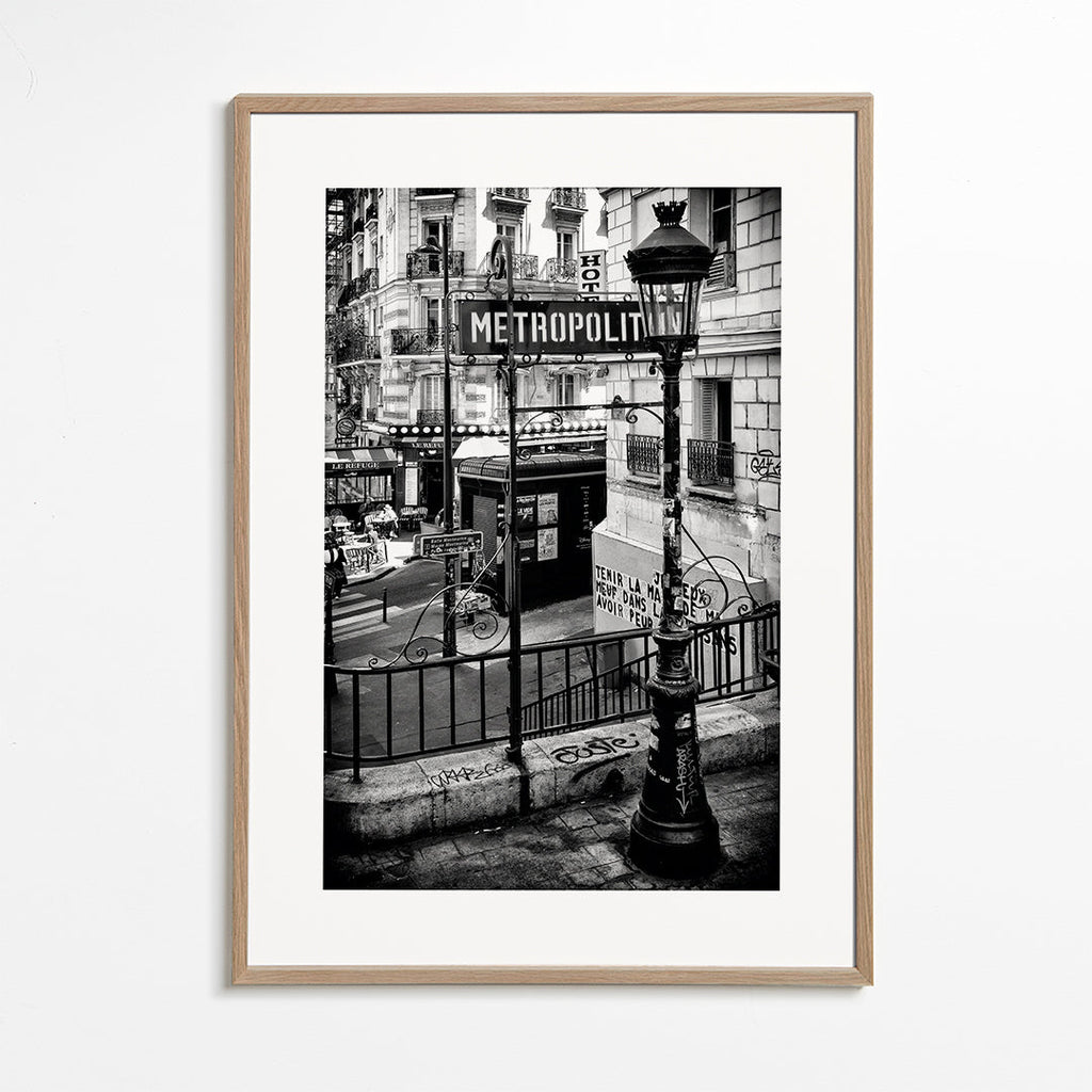 Black Montmartre - Paris Metro