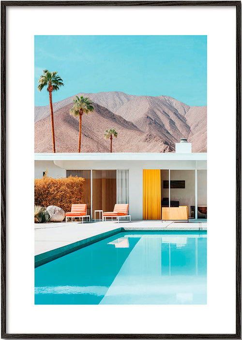 Cuadro de paisaje con piscina y palmeras – Black Frame