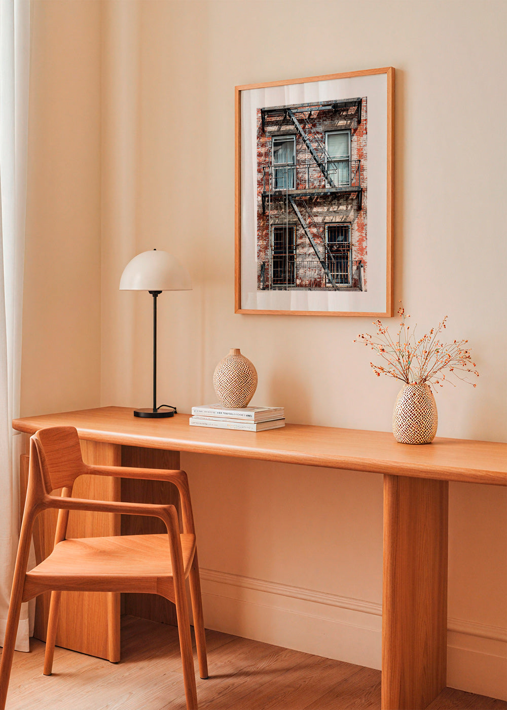 Fotografía de fachada con escalera de incendios – Product3