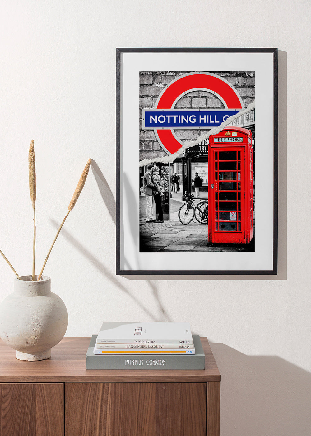 Cuadro de ciudades con cabina telefónica roja en Notting Hill – Product1