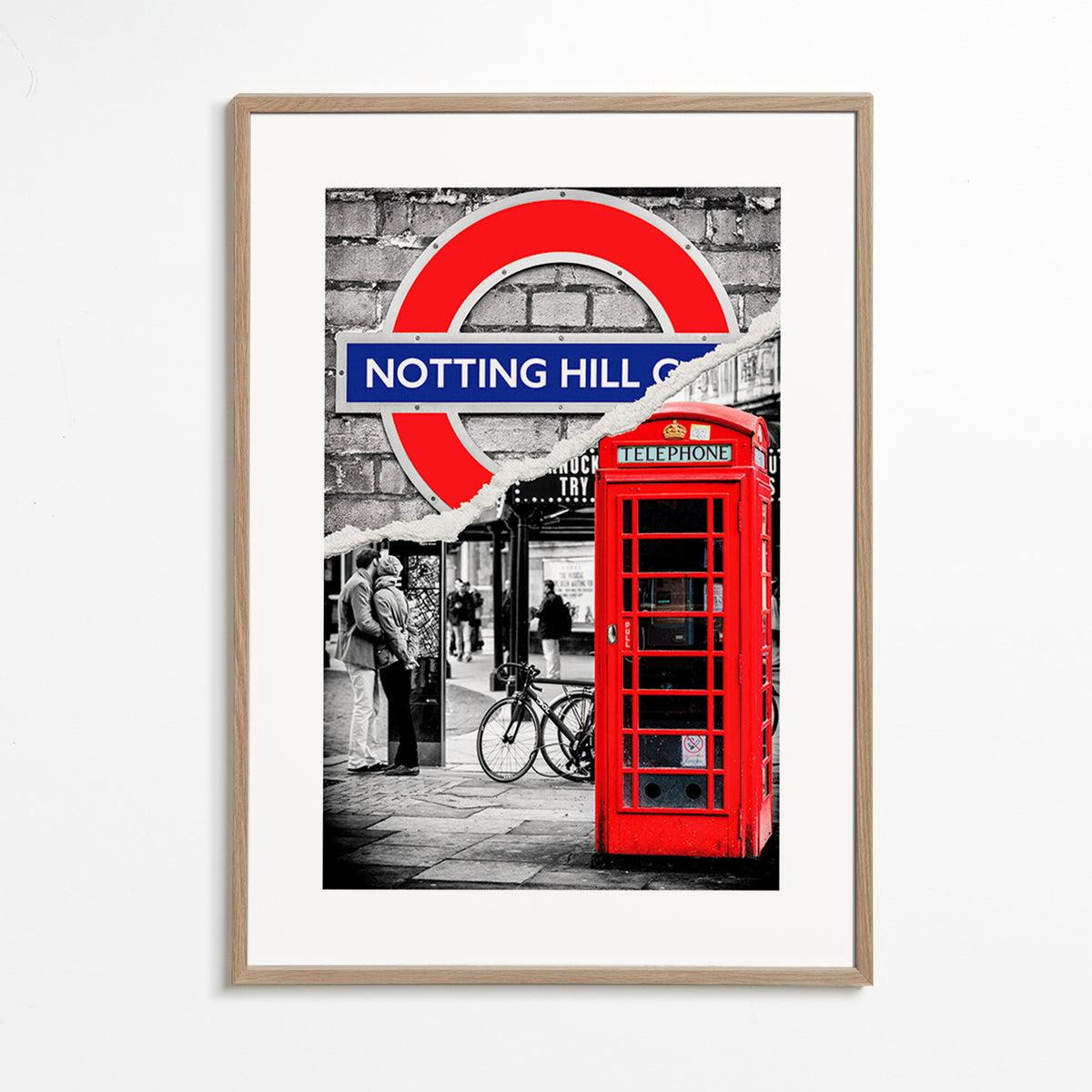 Cuadro de ciudades con cabina telefónica roja en Notting Hill – Oak Frame
