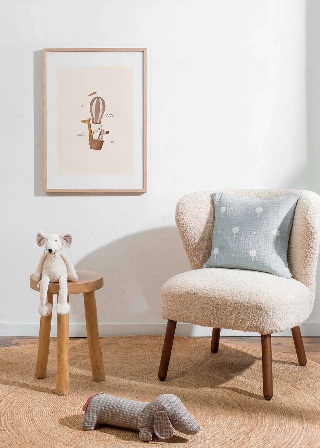 Lámina infantil: jirafa y elefante en globo – Product2