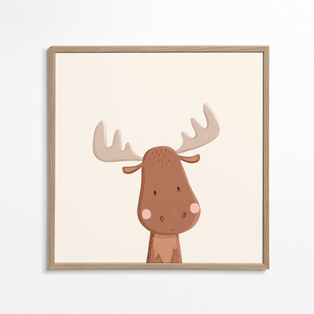 Cuadro alce infantil sobre fondo claro – Oak Frame
