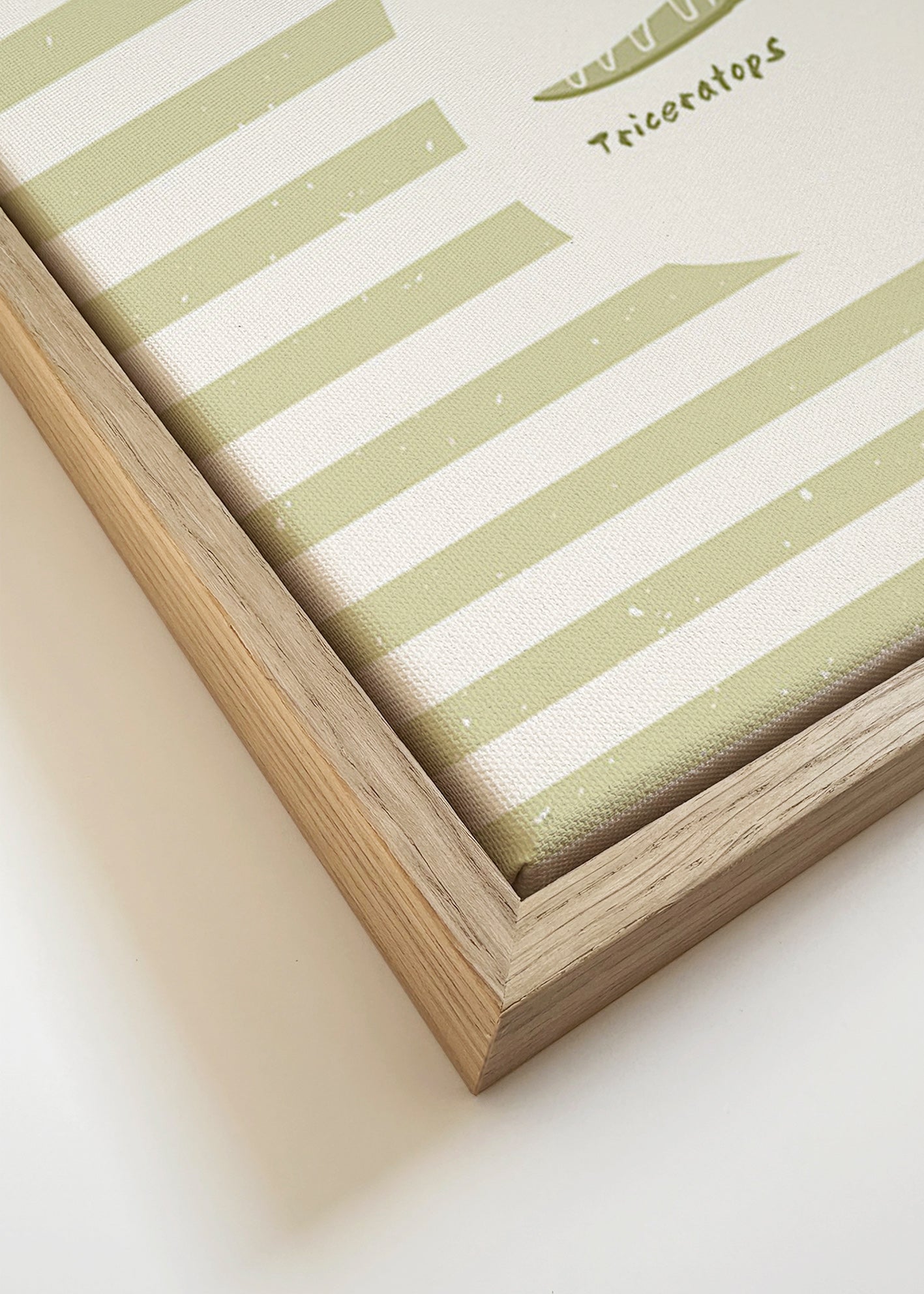 Lámina infantil Triceratops verde – Canvas detail