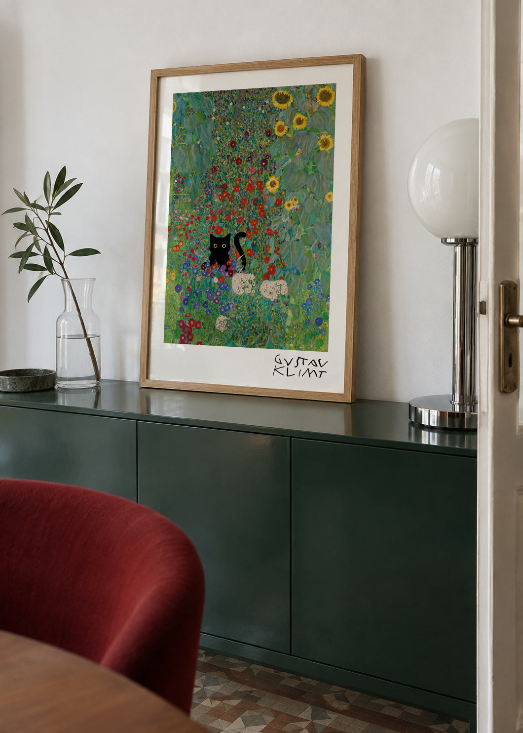 Gustav Klimt Garden Cat Print - Poster en ambiente