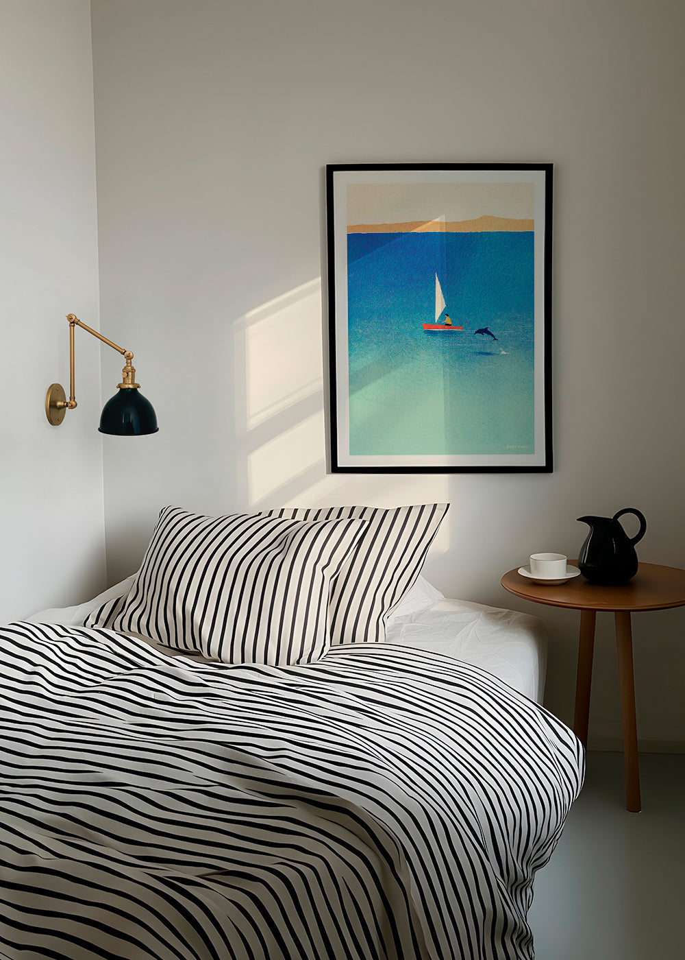 Cuadro con delfín y velero en mar azul – Product2