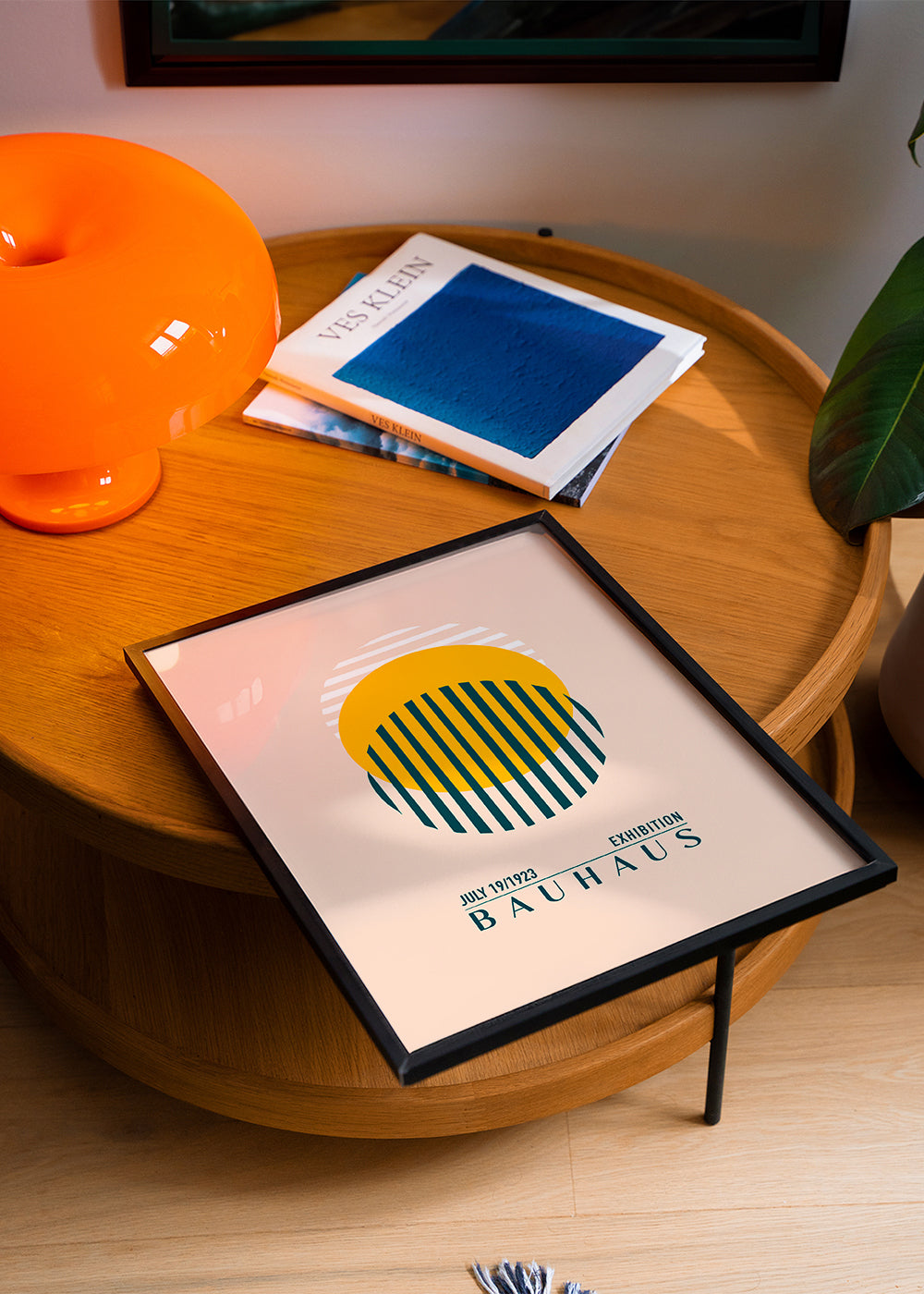 Bauhaus Sari Kure - Emel Tunaboylu