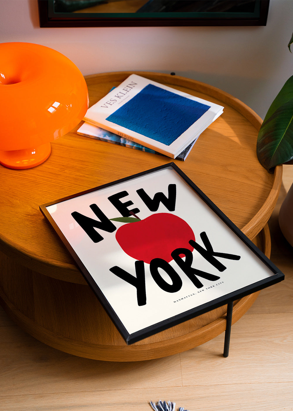 Cuadro de ciudades New York con manzana roja tipográfica – Product3