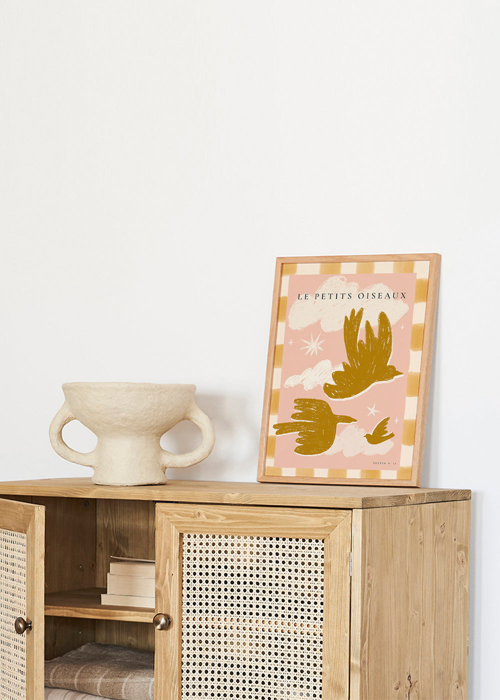 Cuadro Pájaros dorados sobre fondo rosa – Product1