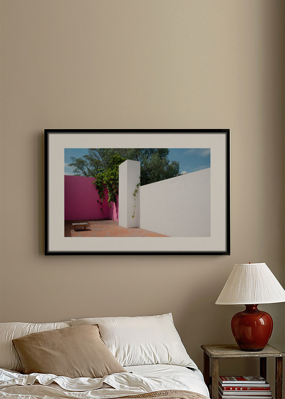 Cuadro minimalista patio rosa y blanco – Canvas1