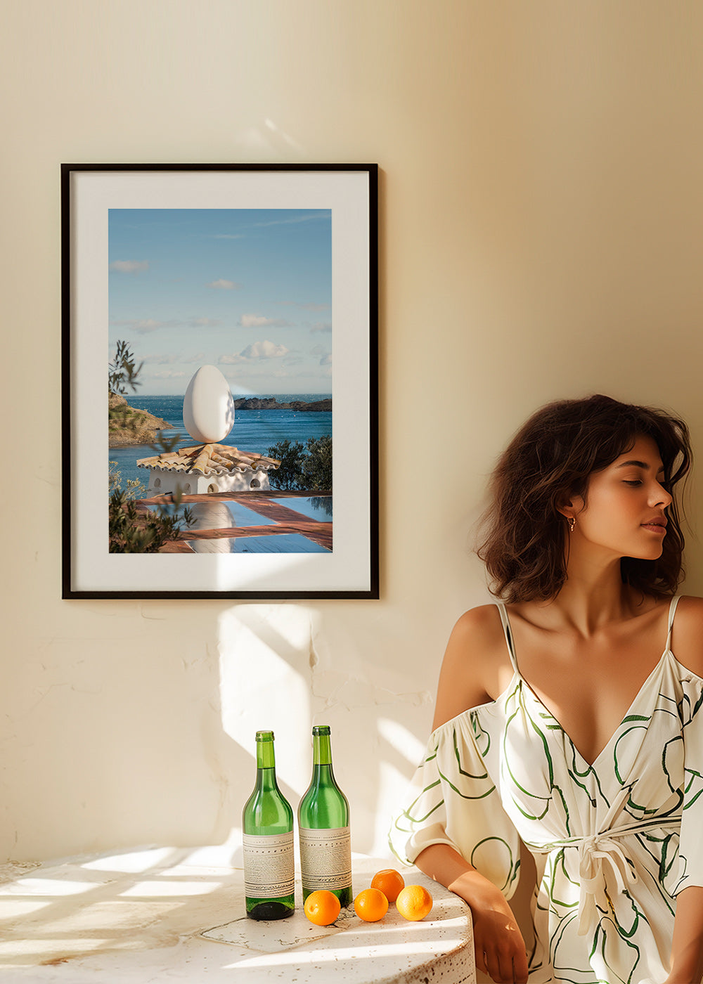 Cuadro de paisaje con huevo escultórico en la costa – Product3