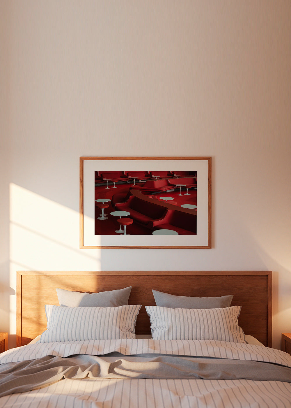 Fotografía lounge roja con asientos curvos – Product2