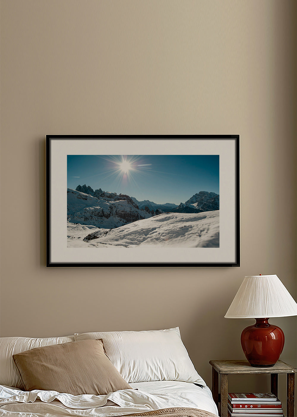 Cuadro de paisaje: cordillera nevada con sol brillante – Canvas1