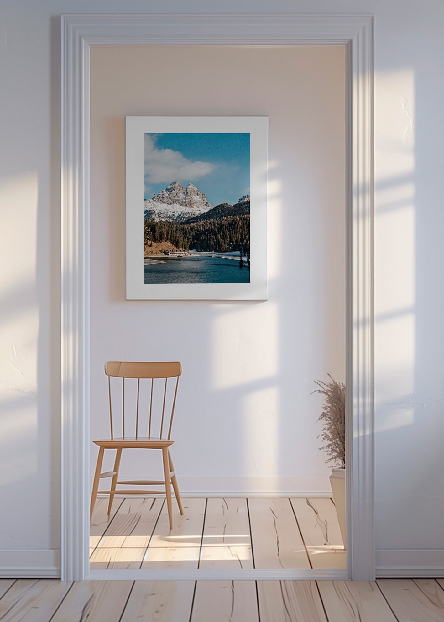 Cuadro de paisaje: lago y picos nevados – Canvas