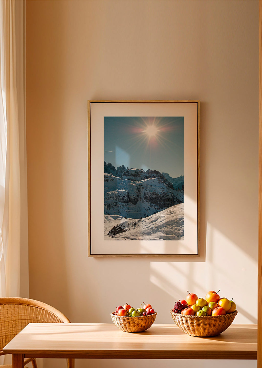 Cuadro de paisaje nevado con sol alto – Canvas1