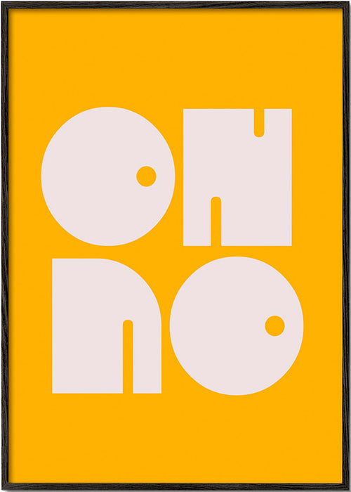 Cuadro geométrico con formas tipográficas mostaza – Black Frame