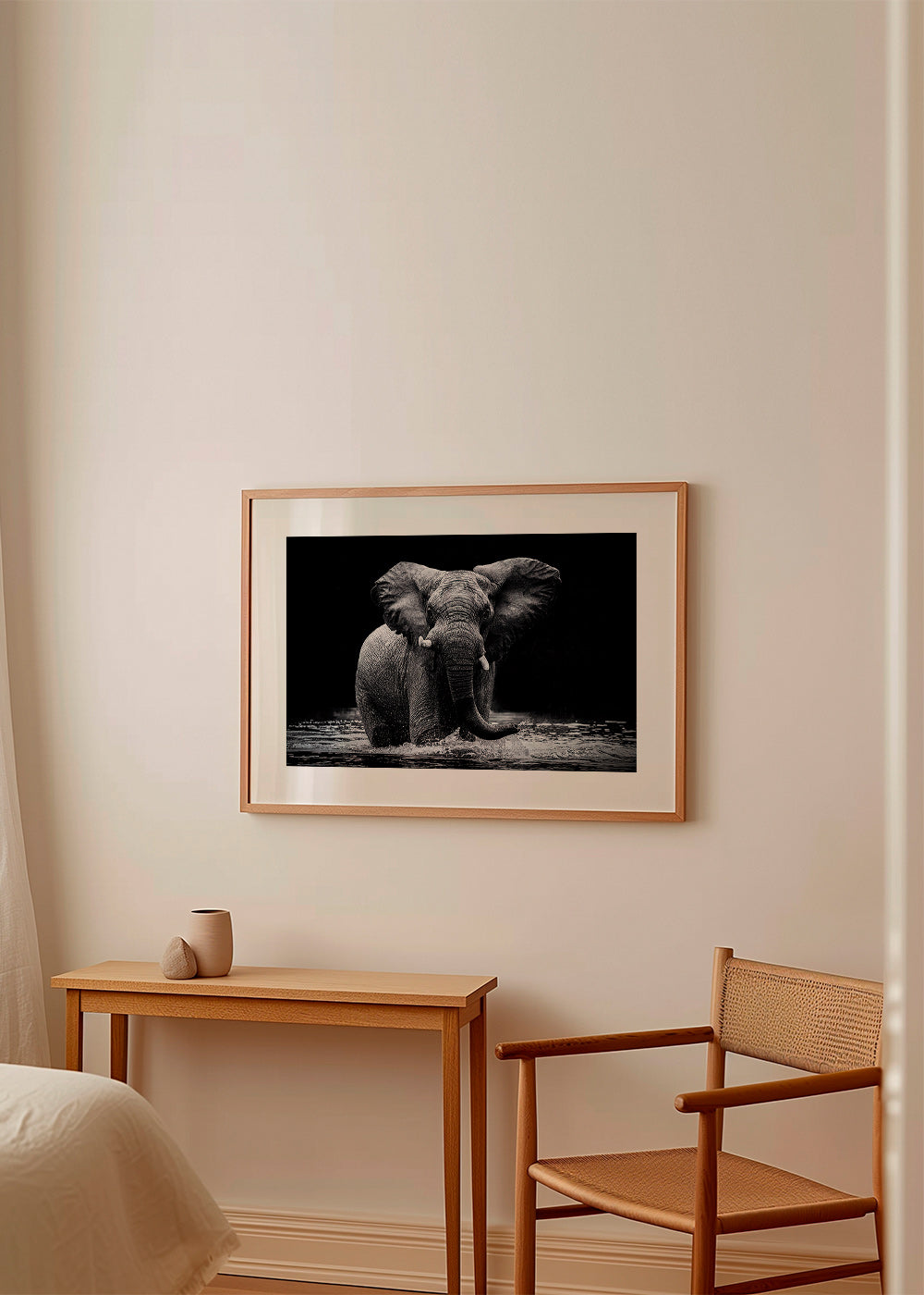 Cuadro elefante en agua, retrato en blanco y negro – Product1