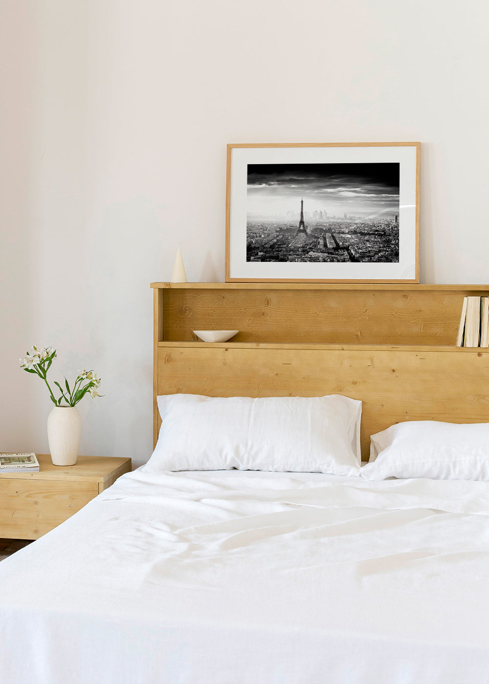 Cuadro de ciudades: París y la Torre Eiffel en blanco y negro – Product2