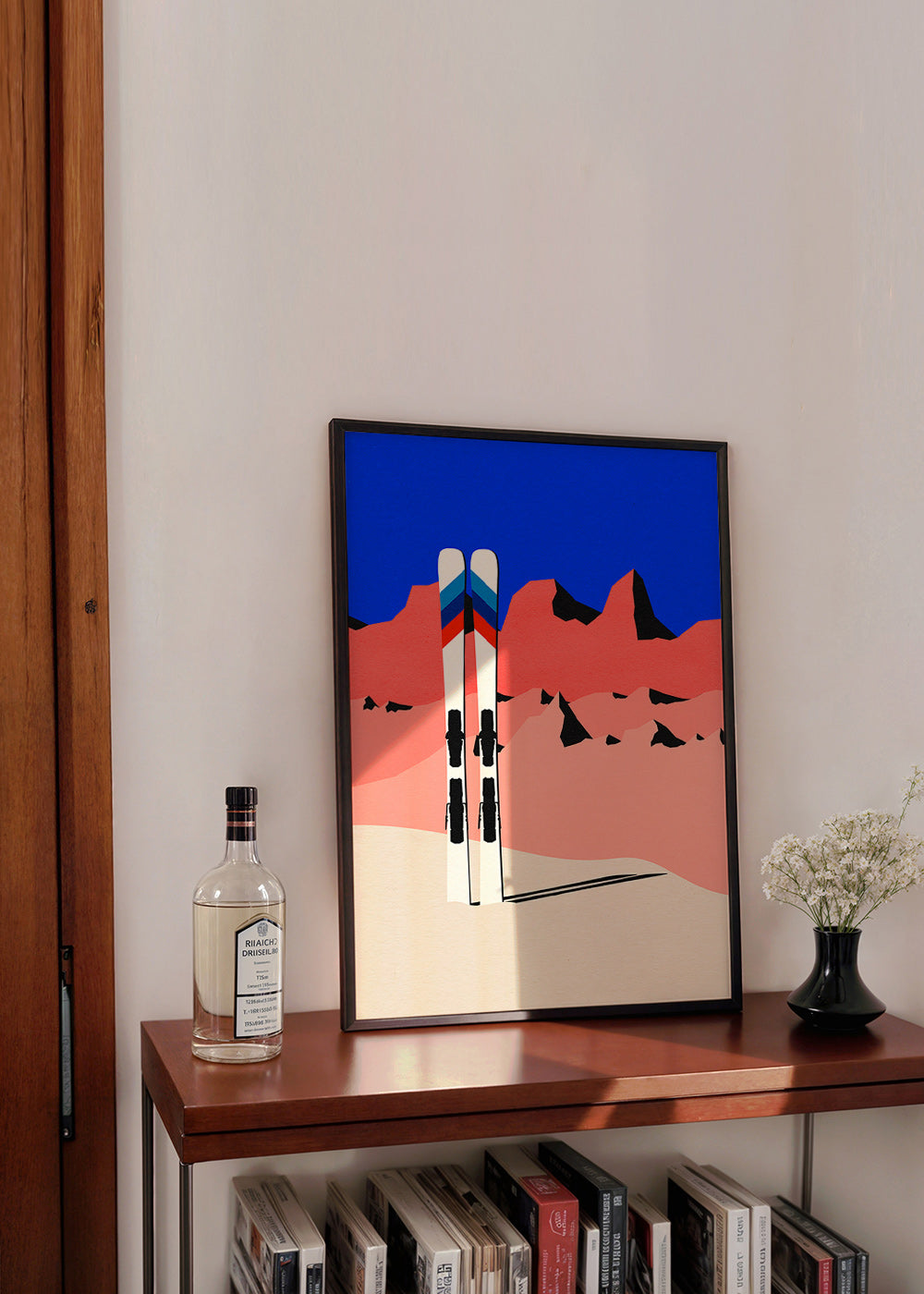 Cuadro deportivo con esquís sobre paisaje geométrico – Product2