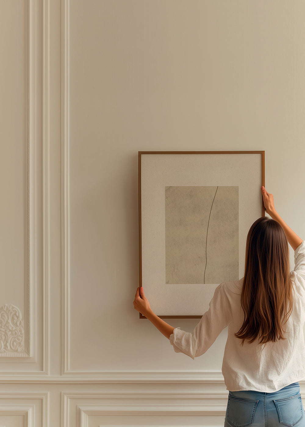 Cuadro minimalista con línea curva sobre textura beige – Product2