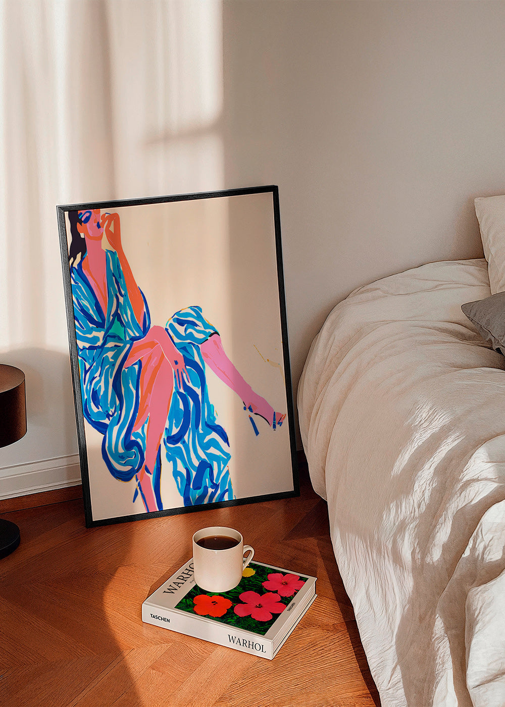 Ilustración de mujer con bata estampada – Product3