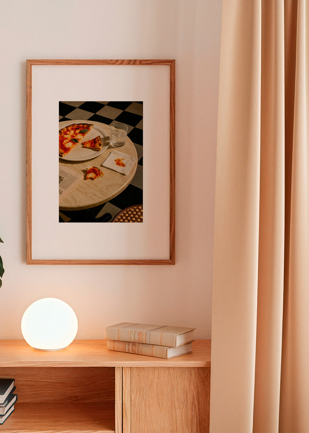 Cuadro de cocina con pizza sobre mármol – Product1