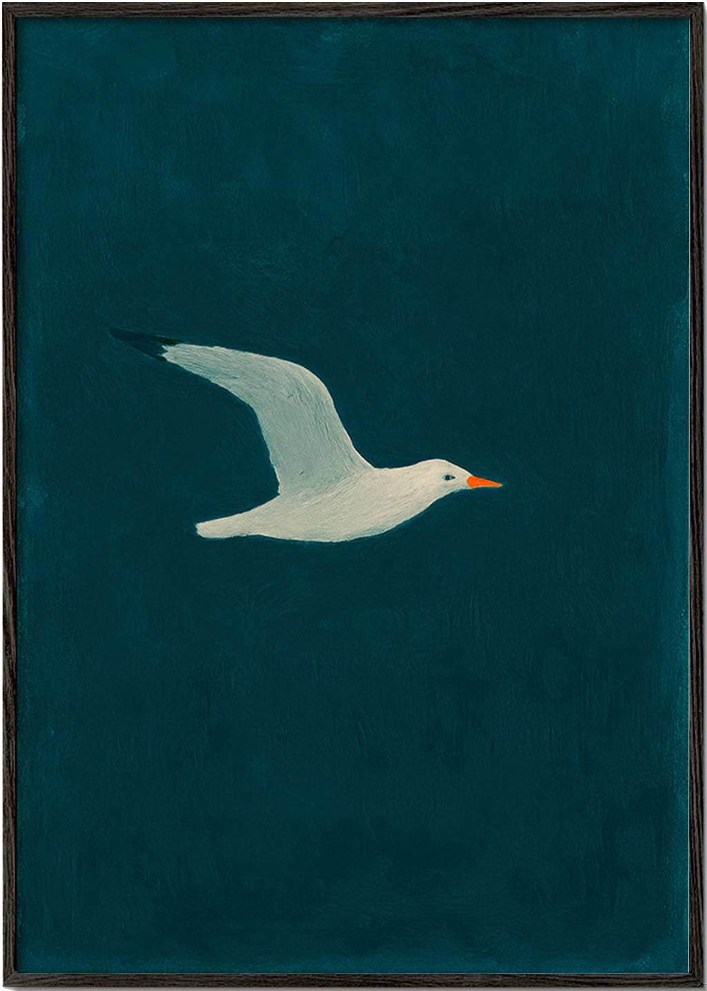 Cuadro gaviota en vuelo sobre mar profundo – Black Frame
