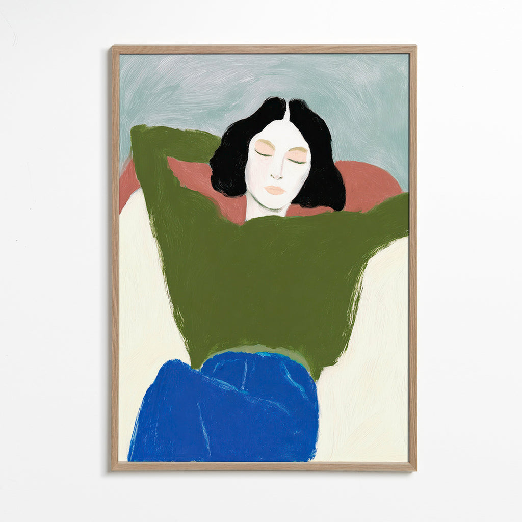 Ilustración reclinada con suéter verde – Oak Frame