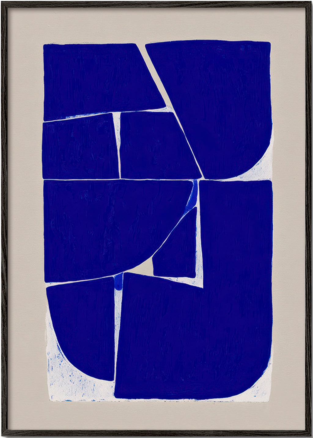 Cuadro abstracto con bloques azules orgánicos – Black Frame