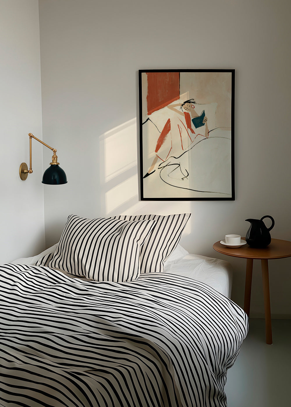 Ilustración mujer leyendo en cama – Product2