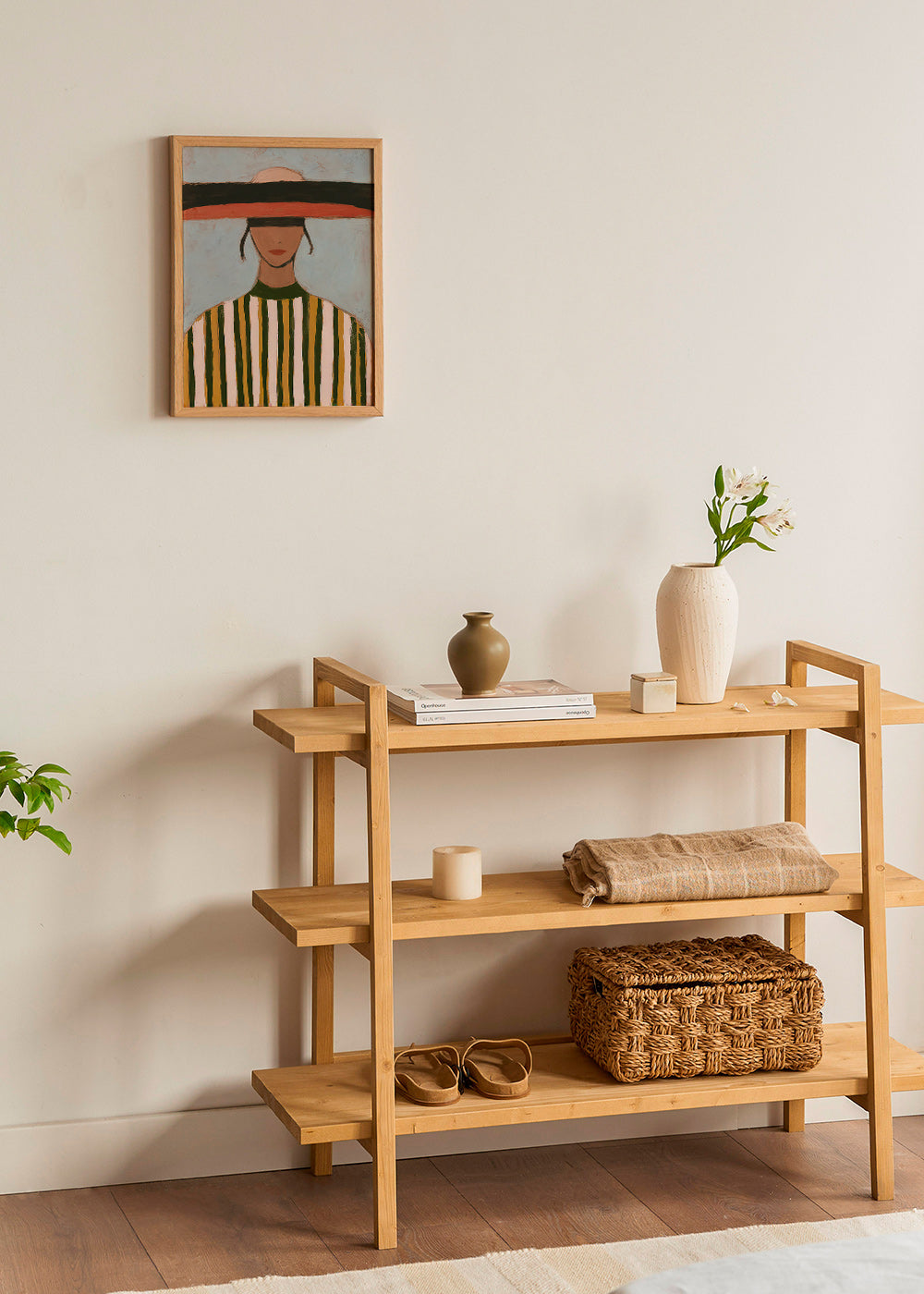 Ilustración de figura con sombrero ancho – Product1