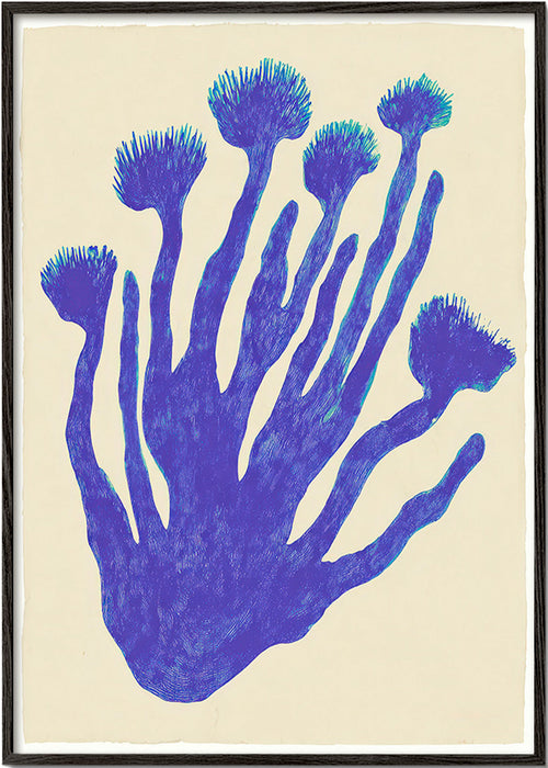 Lámina botánica Indigo Coral – Black Frame