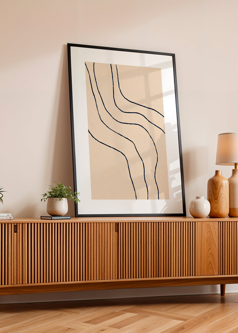 Cuadro minimalista con trazos orgánicos en beige – Product1