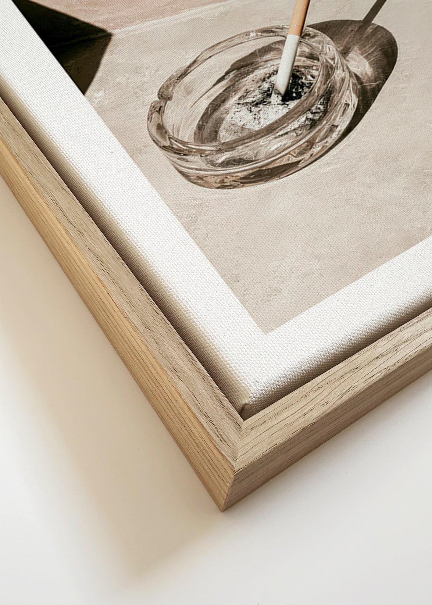 Cuadro de cocina con cenicero en luz natural – Canvas detail