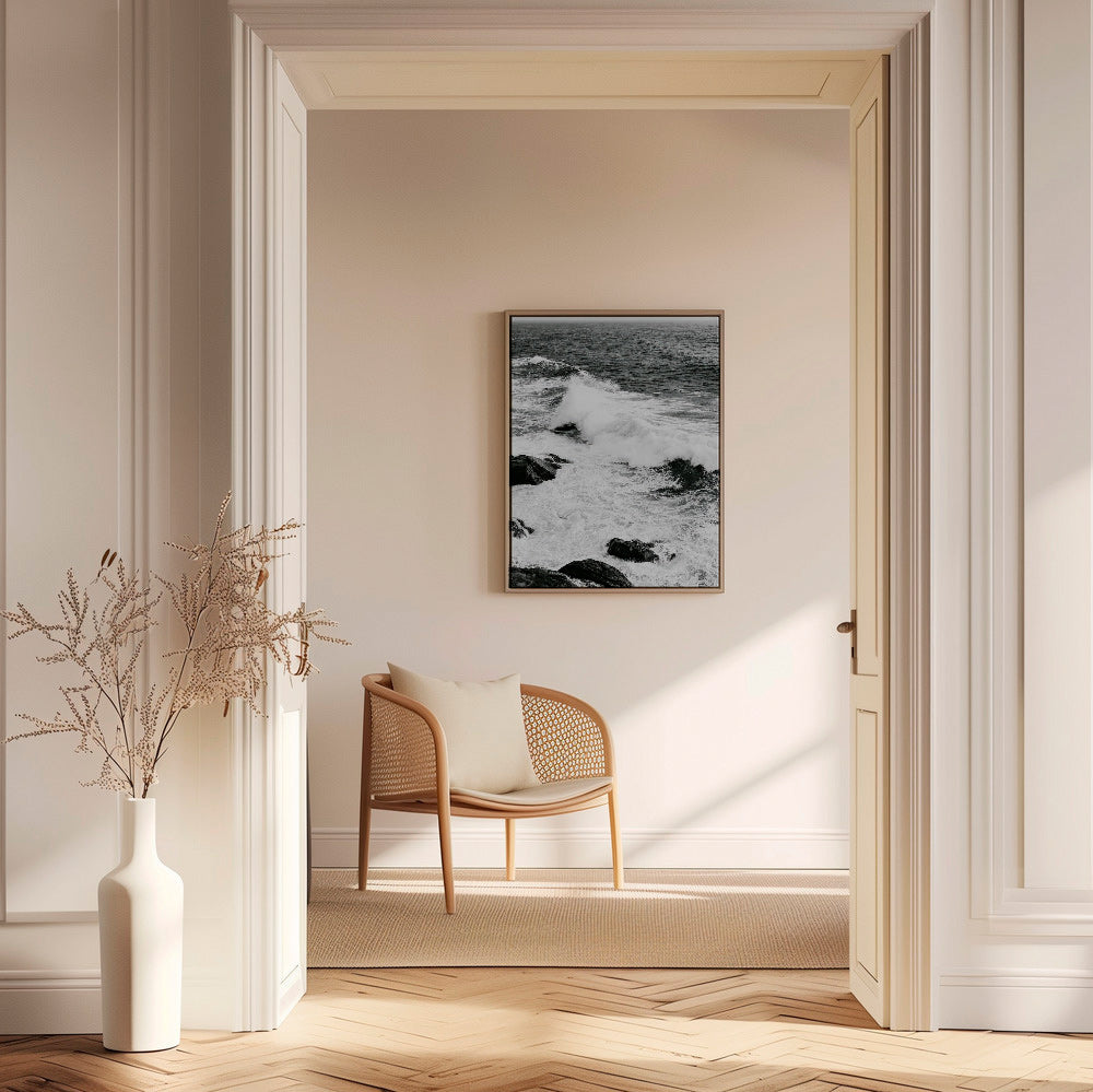 Cuadro de paisaje marino en blanco y negro con oleaje – Canvas1