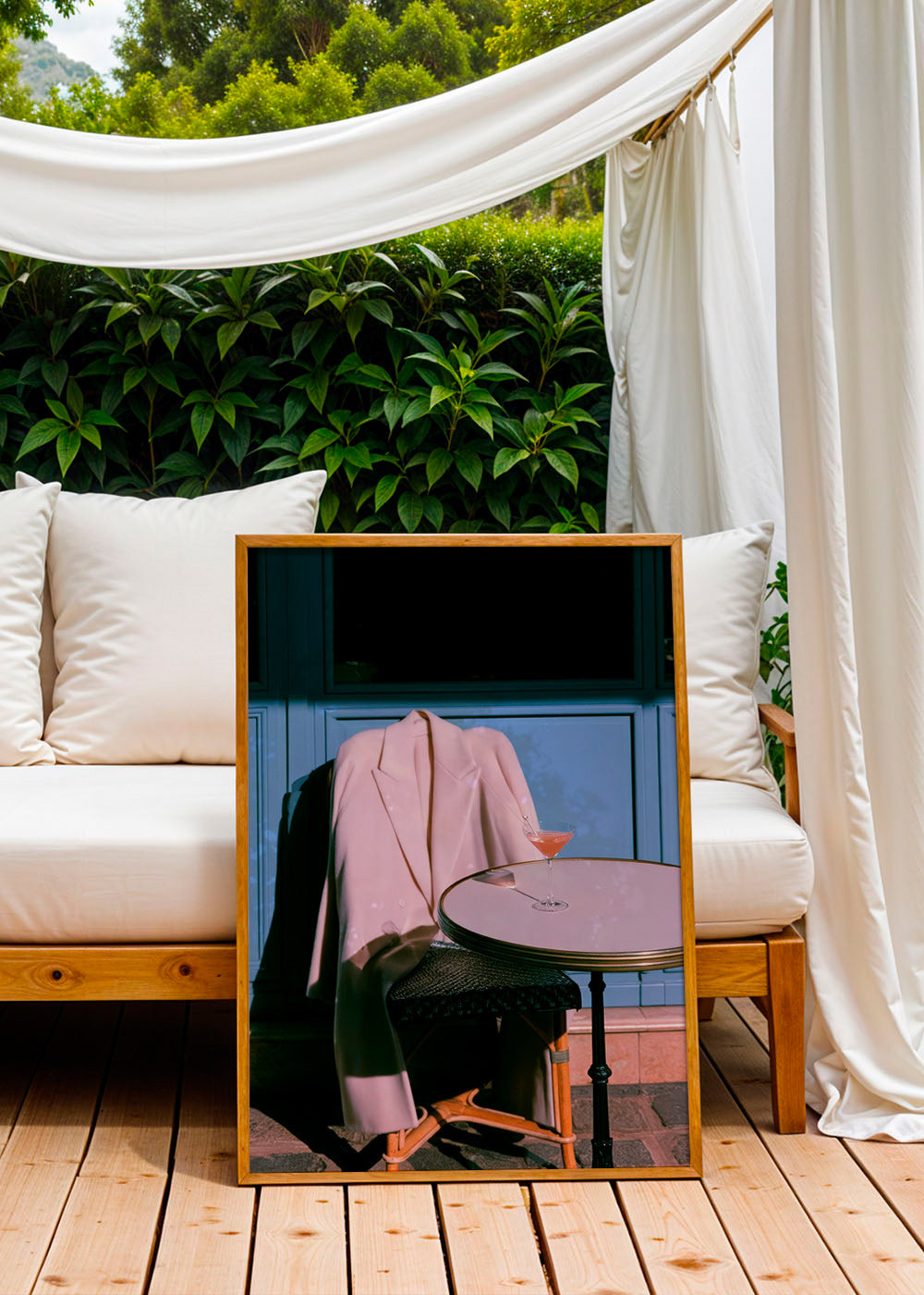 Fotografía chaqueta rosa y cóctel en terraza – Product2