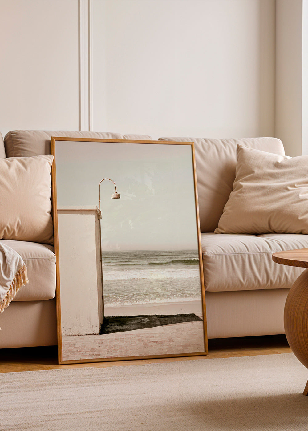 Cuadro de paisaje con playa y farol minimalista – Product3