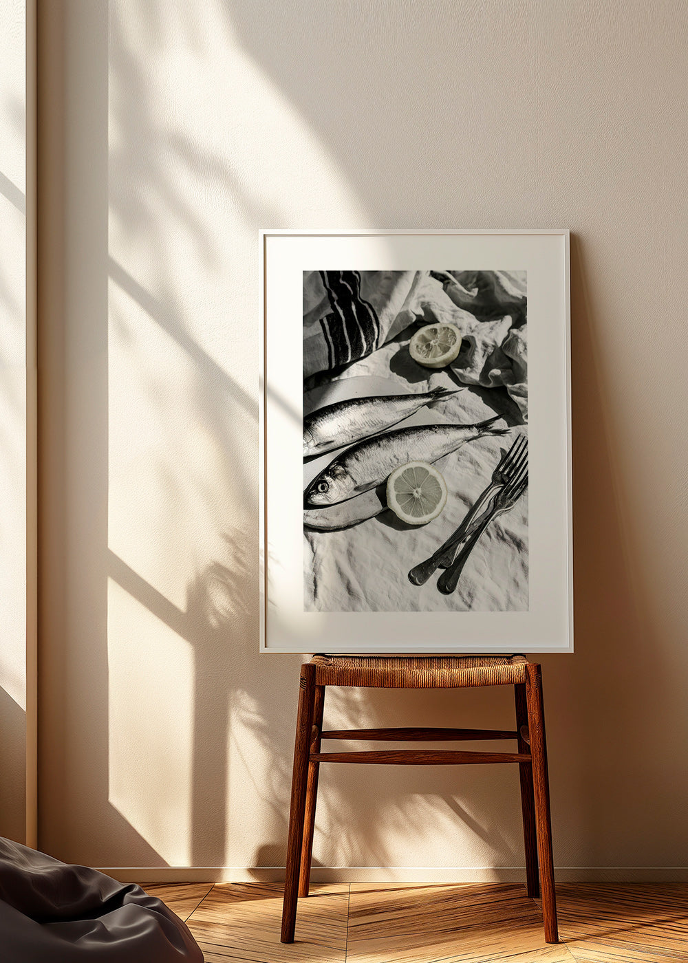 Cuadro de cocina con sardinas y limón en blanco y negro – Product3