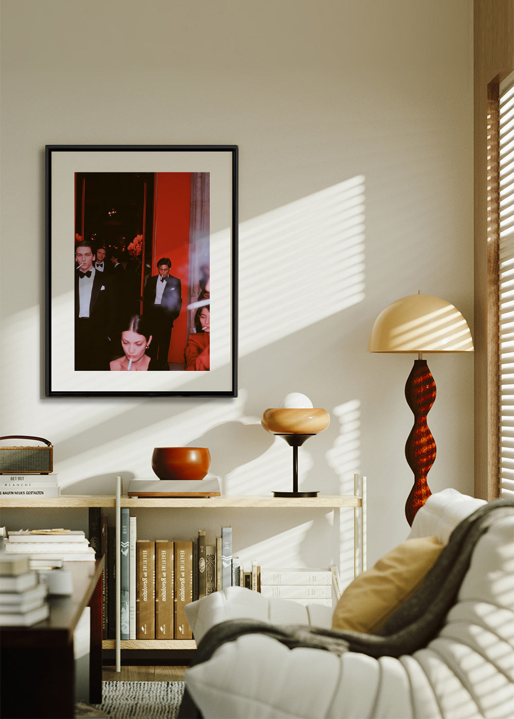 Fotografía Afterparty en traje y humo – Canvas1